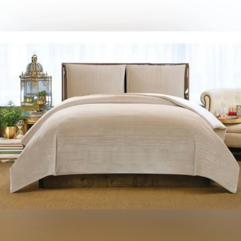 Christian Siriano NY® Crinkle Luster Velvet 3 Piece Duvet Cover Set - Picture 1 of 5